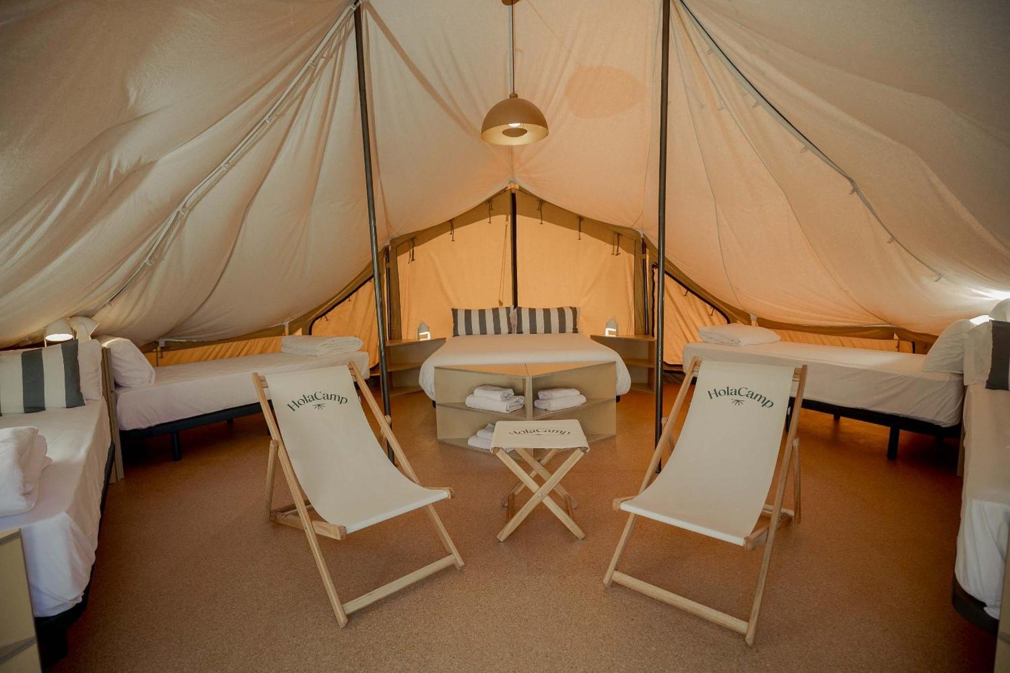 Holacamp Sitges Fun Hotel Екстериор снимка