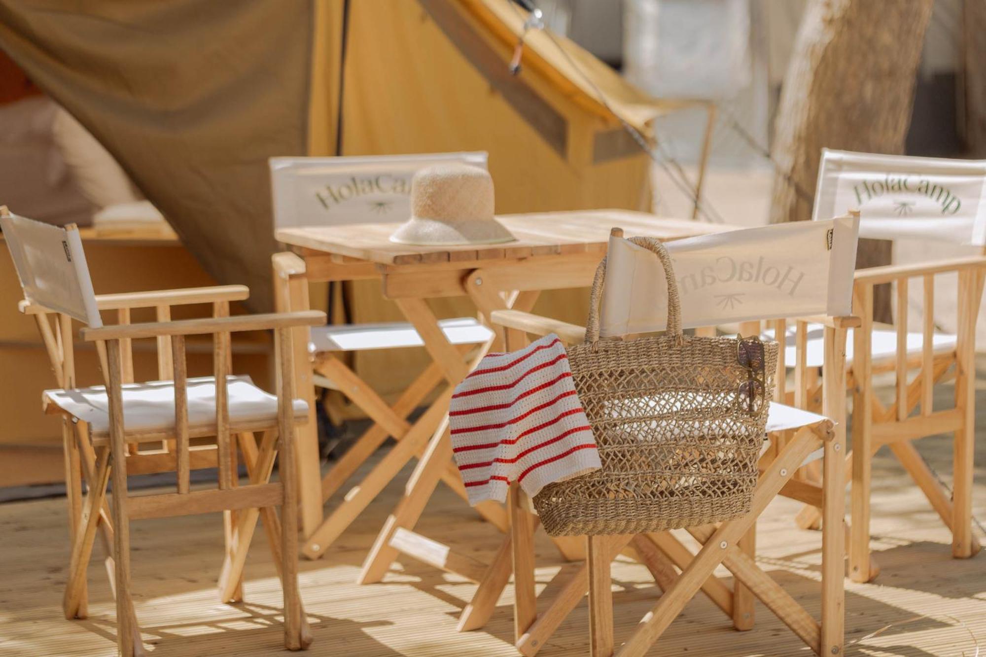 Holacamp Sitges Fun Hotel Екстериор снимка
