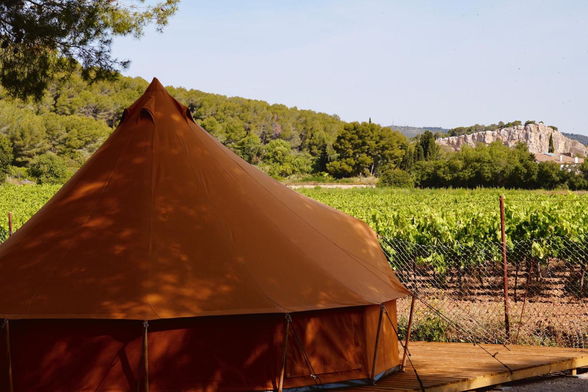 Holacamp Sitges Fun Hotel Екстериор снимка